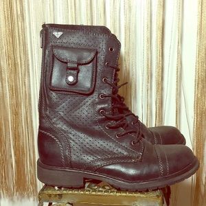 Roxy Black Boots with Pocket Detail | Size 7